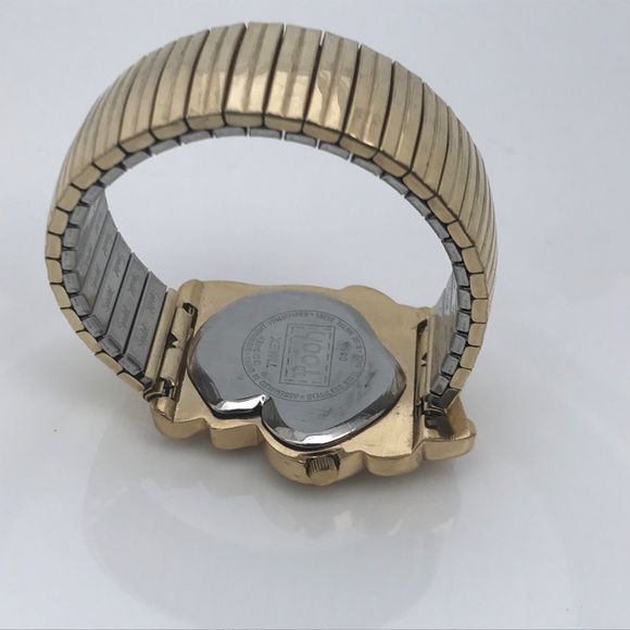 Disney Timex Pooh Ladies Watch Analog Gold Tone - Picture 7 of 8